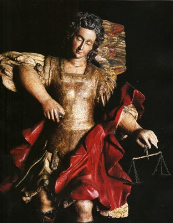 San Miguel Arcángel, ubicado en el Museo Monseñor Juan Sinforiano Bogarín, Asunción, Paraguay