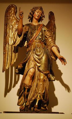 Arcángel Rafael en Mid City West