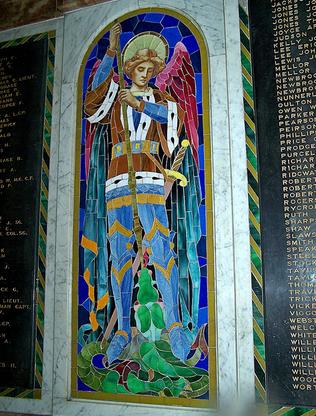 San Miguel Arcángel imponiéndose a la bestia