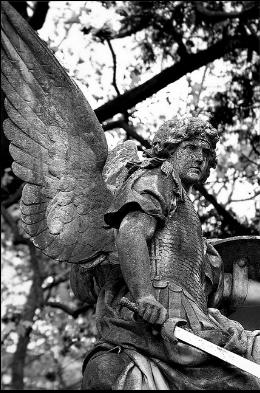 San Miguel Arcángel como el guerrero de Dios