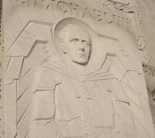 San Miguel Arcángel con su espada