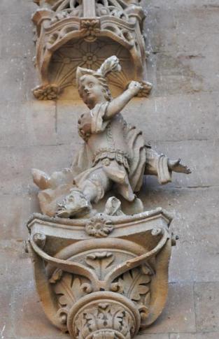 San Miguel Arcángel abatiendo a Lucifer