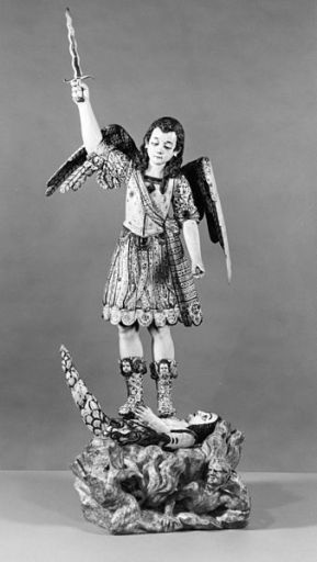 San Miguel Arcángel luchando contra Lucifer