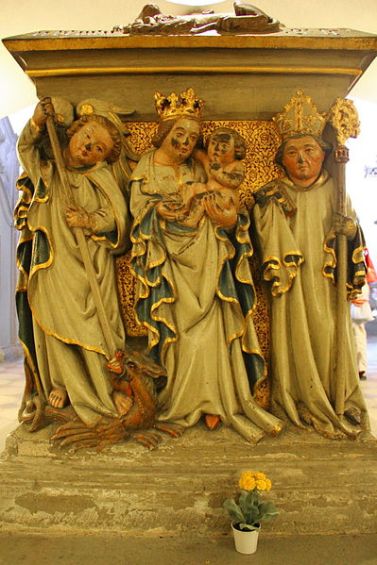 San Miguel Arcángel y el niño Jesús