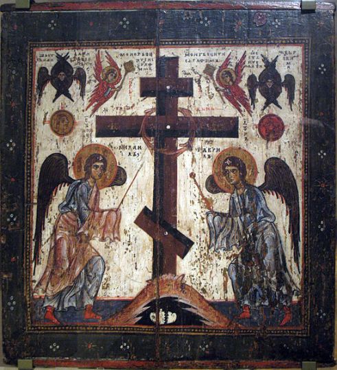 San Miguel Arcángel y el Arcángel Gabriel en la crucifixión