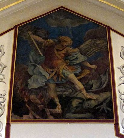 San Miguel Arcángel luchando contra Lucifer