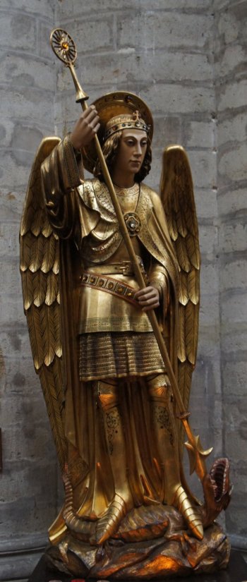 Miguel Arcángel derrotando al dragón