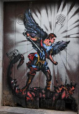 San Miguel Arcángel en lucha con la bestia