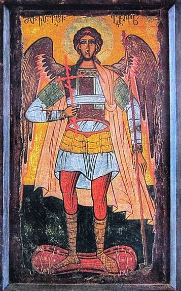 San Miguel Arcángel con la cruz