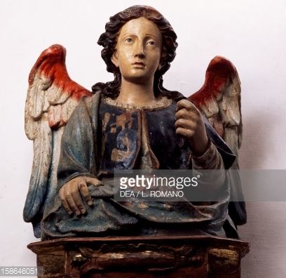 Escultura del Arcángel Miguel