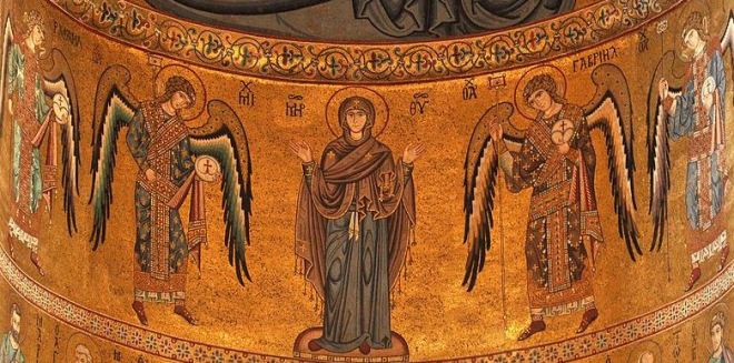 la-virgen-maria-con-los-4-arcangeles