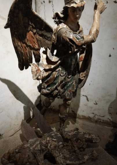 arcangel-miguel-en-batalla