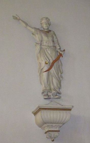 san-miguel-arcangel-con-su-espada_2